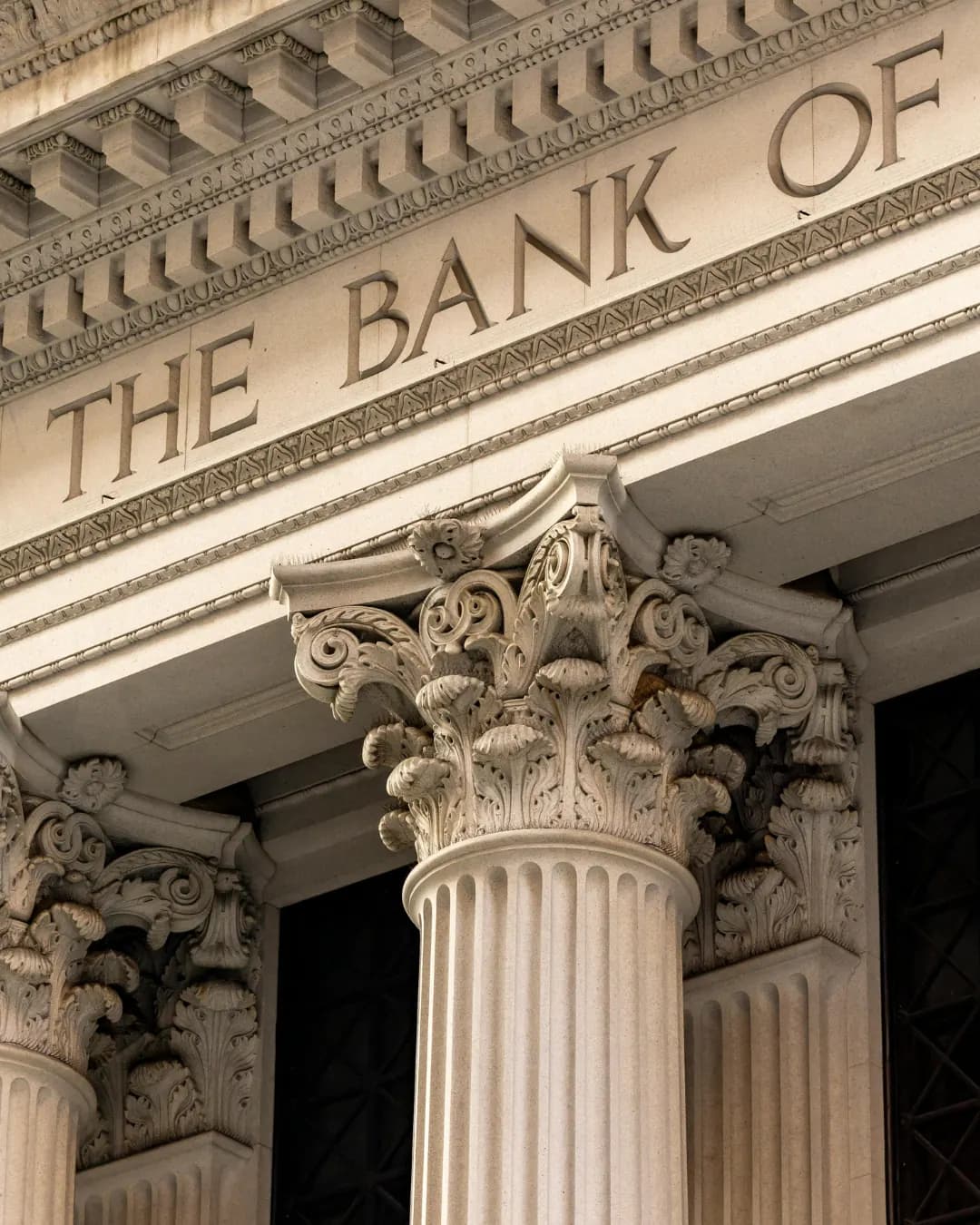 Columns of the Bank of England